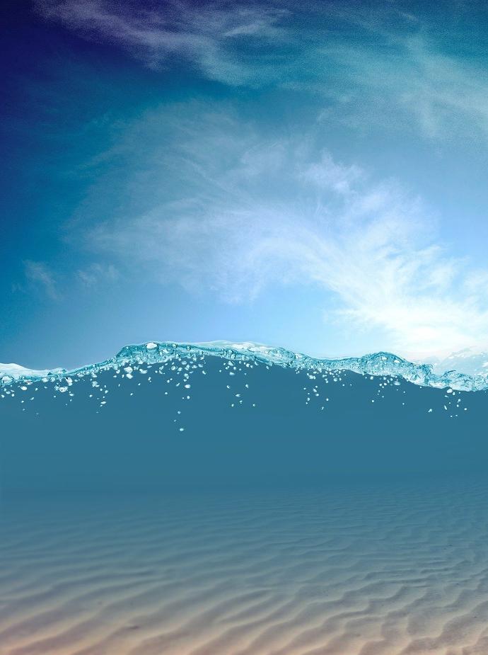 Comparing Electrolyte Drinks and Water: Which is Better for Hydrating Your Body?